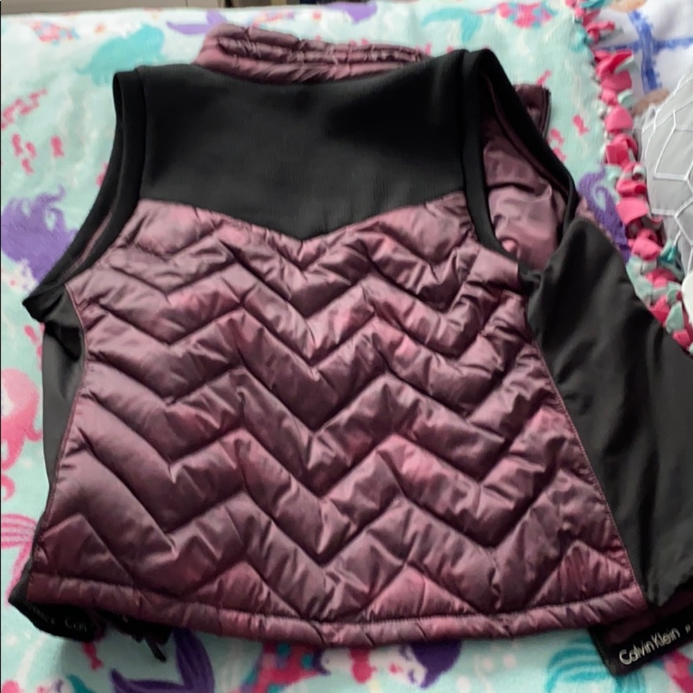 Calvin Klein Vest - Picture 4 of 4